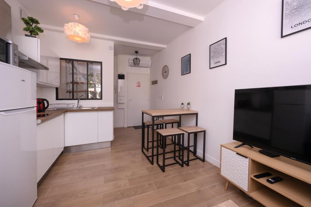 Le Nostradamus - Magnifique Appartement Cours Principal Plein Centre Avec Parking Салон-де-Прованс Экстерьер фото