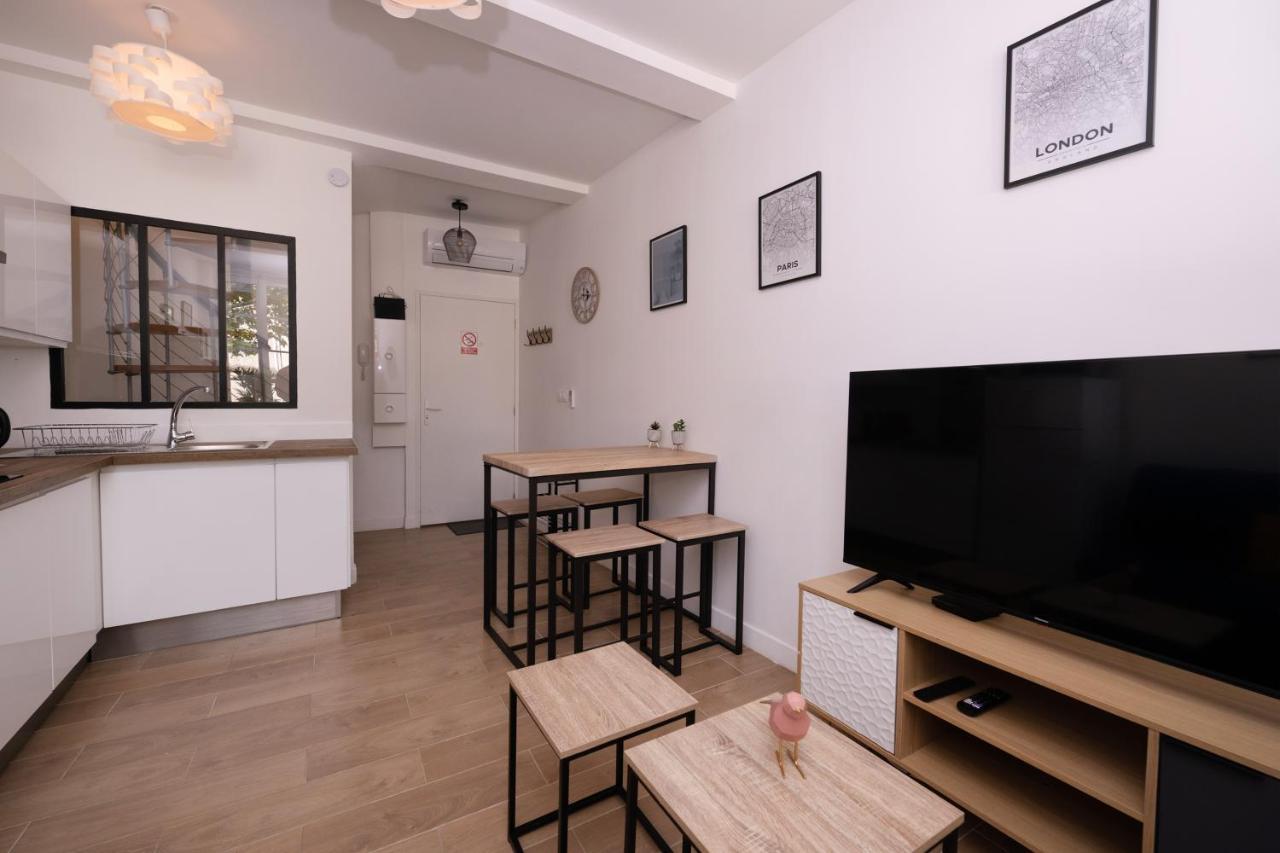 Le Nostradamus - Magnifique Appartement Cours Principal Plein Centre Avec Parking Салон-де-Прованс Экстерьер фото