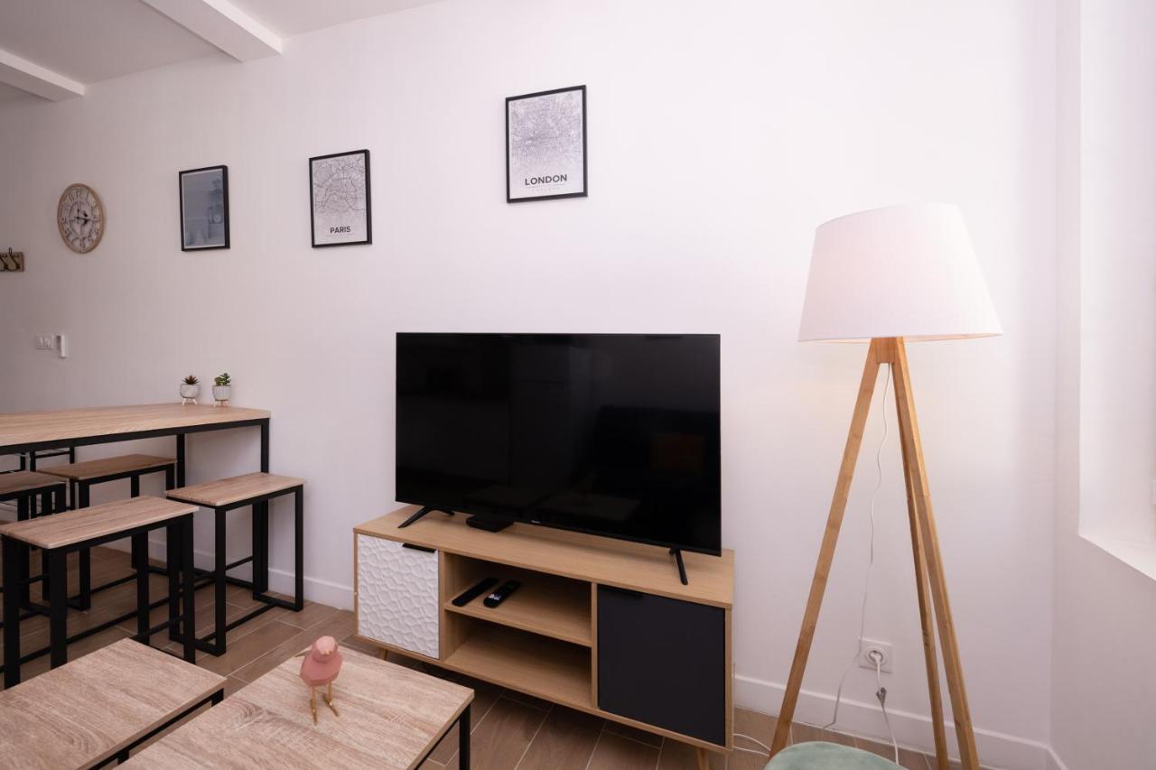 Le Nostradamus - Magnifique Appartement Cours Principal Plein Centre Avec Parking Салон-де-Прованс Экстерьер фото