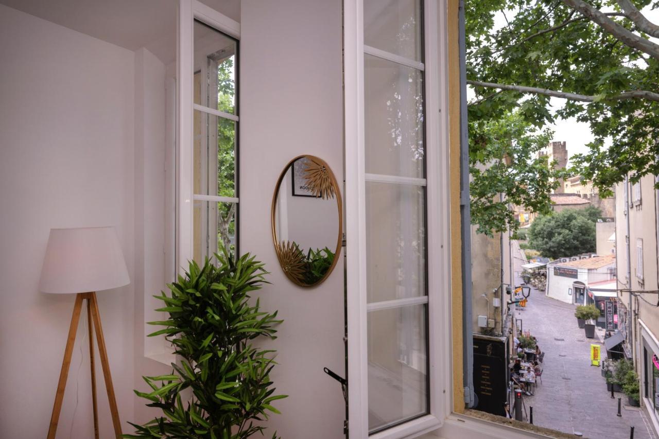 Le Nostradamus - Magnifique Appartement Cours Principal Plein Centre Avec Parking Салон-де-Прованс Экстерьер фото